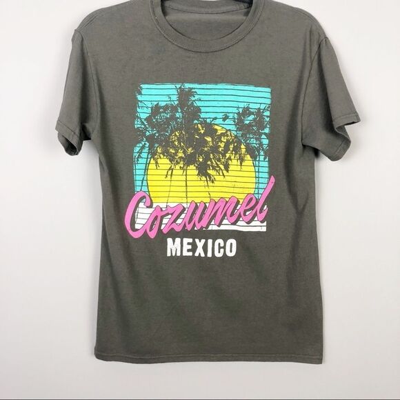 COZUMEL MEXICO Graphic Tee Colorful Size Medium - Picture 1 of 3